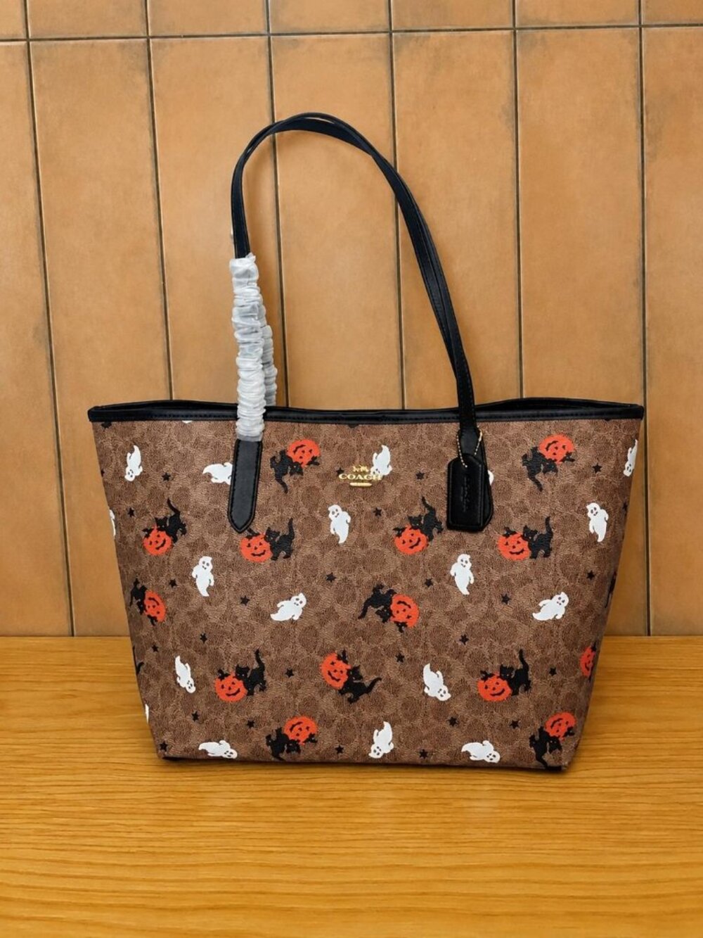 Coach City Tote Halloween 2024 Signature Canvas Purse NEW - Picture 3 of 6